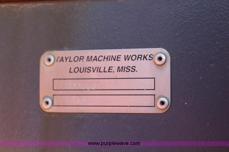 image for item I5810 2002 Hamm GRW6 pneumatic roller