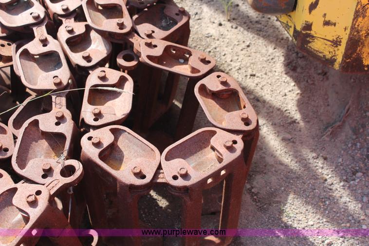 image for item I5811 2007 New Holland L190 skid steer