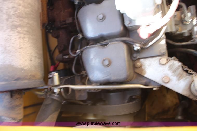 image for item I5811 2007 New Holland L190 skid steer