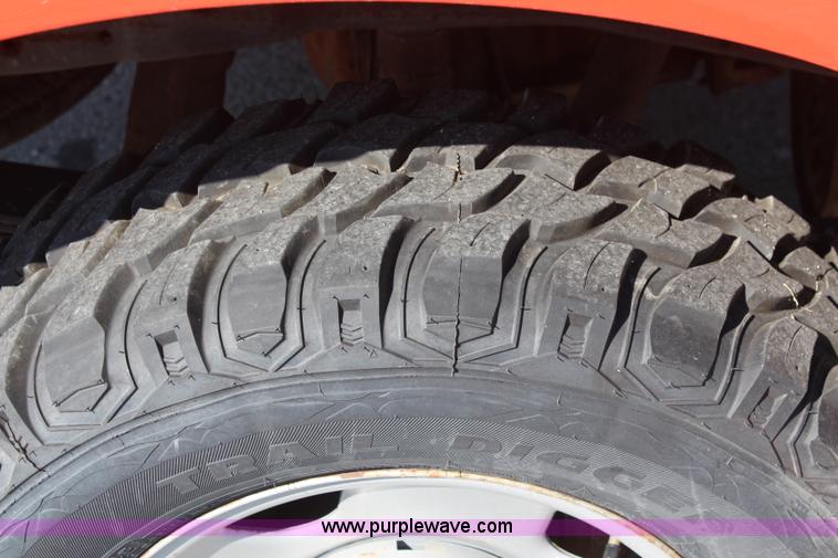 image for item I5818 2006 Ford F250 Super Duty XL pickup truck