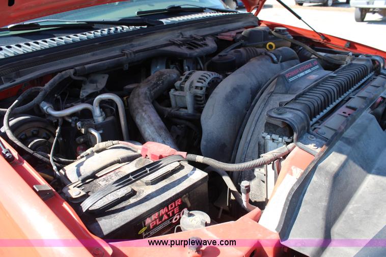 image for item I5819 2006 Ford F250 Super Duty XL pickup truck