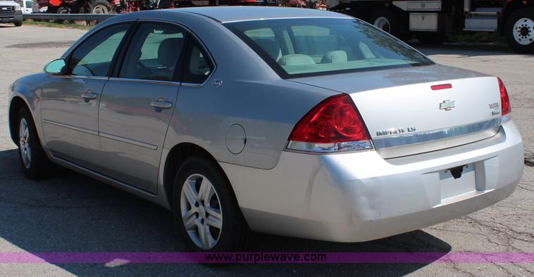 image for item I5836 2007 Chevrolet Impala LS