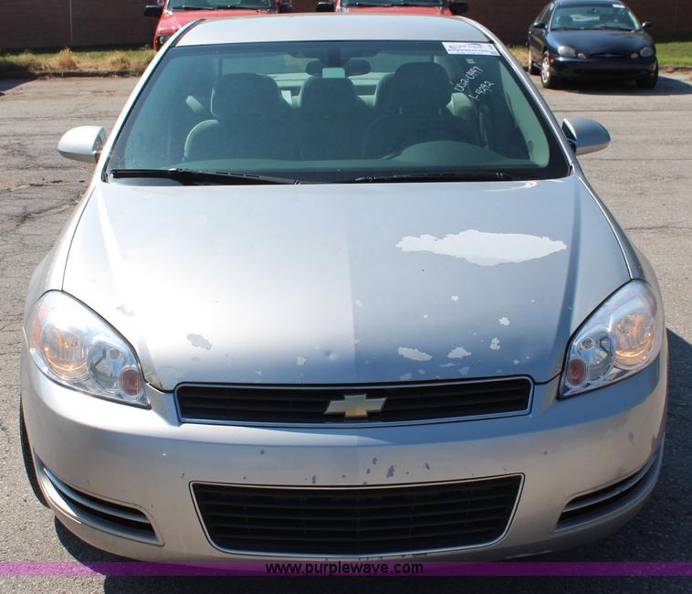 image for item I5836 2007 Chevrolet Impala LS