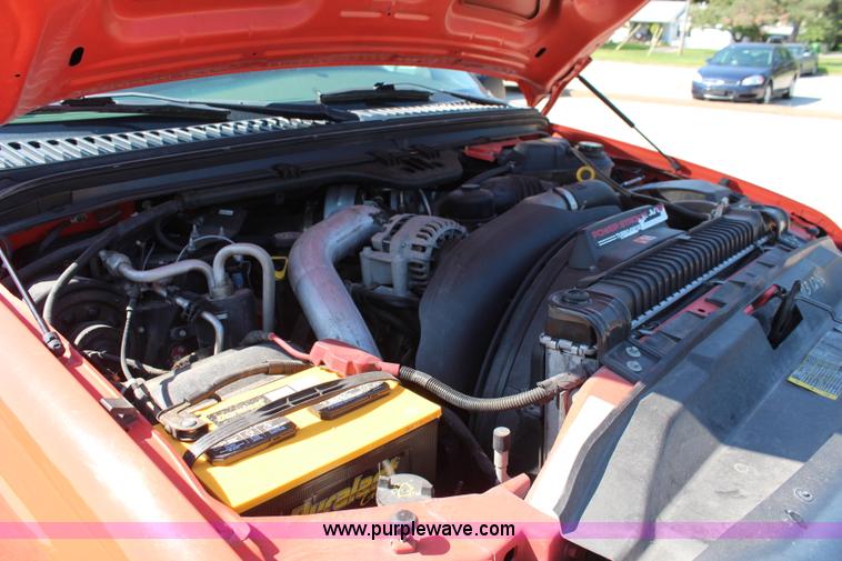 image for item I5837 2003 Ford F250 Super Duty XL pickup truck