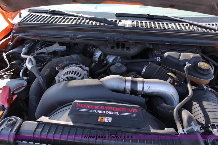 image for item I5838 2003 Ford F250 Super Duty XL pickup truck