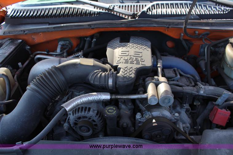 image for item I5840 2002 Chevrolet Silverado 2500HD pickup truck