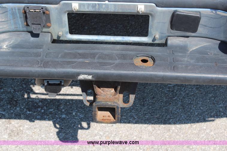 image for item I5840 2002 Chevrolet Silverado 2500HD pickup truck