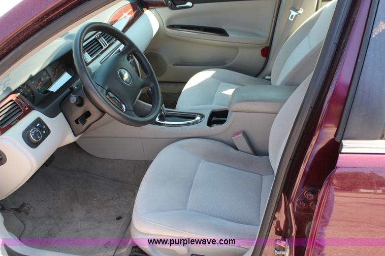 image for item J2034 2007 Chevrolet Impala LS