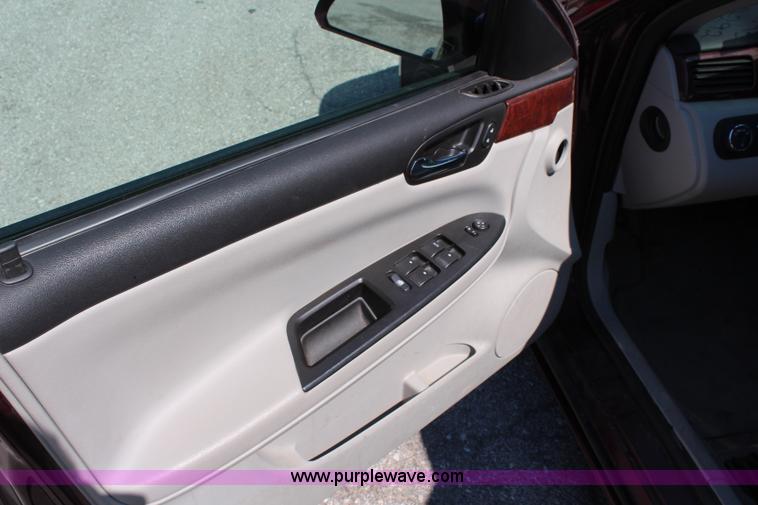 image for item J2034 2007 Chevrolet Impala LS