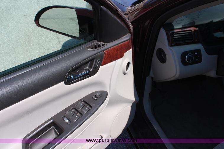 image for item J2034 2007 Chevrolet Impala LS