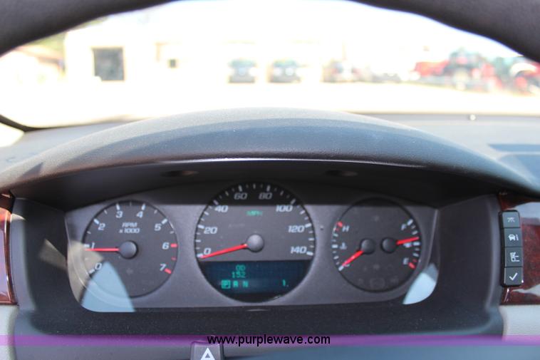 image for item J2034 2007 Chevrolet Impala LS