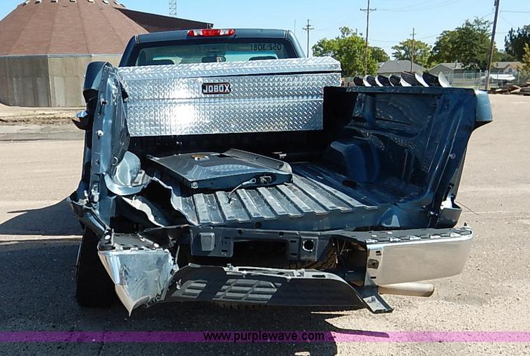 image for item J3005 2011 Chevrolet Silverado 1500 pickup truck