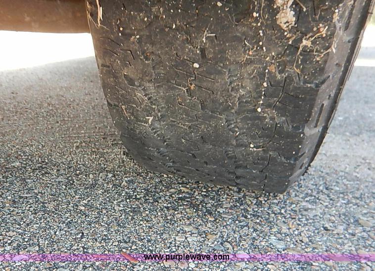 image for item J3005 2011 Chevrolet Silverado 1500 pickup truck