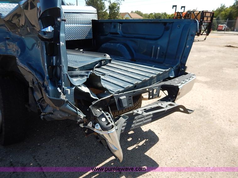 image for item J3005 2011 Chevrolet Silverado 1500 pickup truck