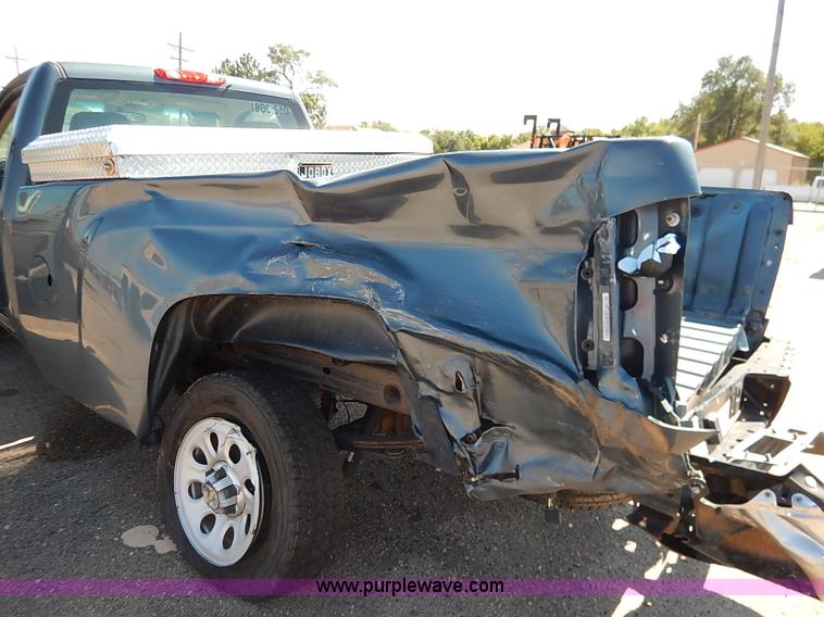 image for item J3005 2011 Chevrolet Silverado 1500 pickup truck