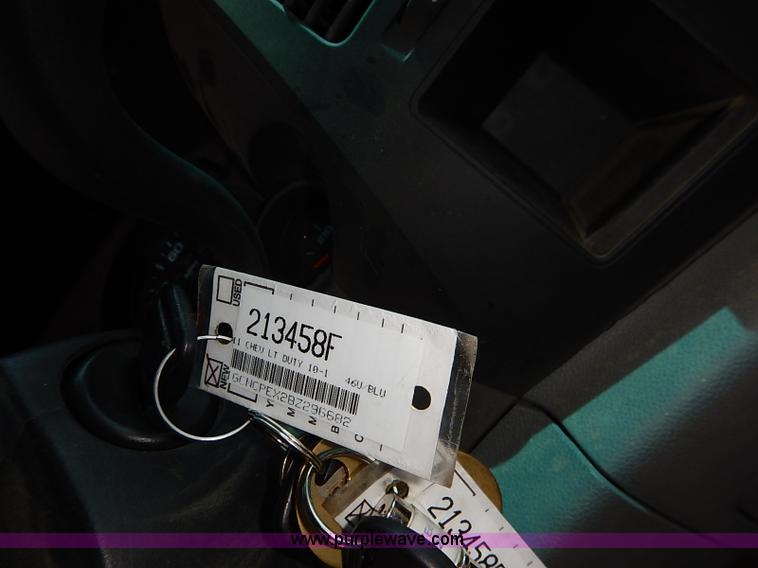 image for item J3005 2011 Chevrolet Silverado 1500 pickup truck