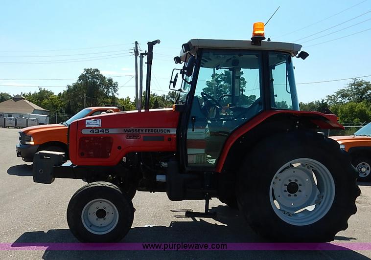 image for item J3008 2003 Massey Ferguson 4345 tractor