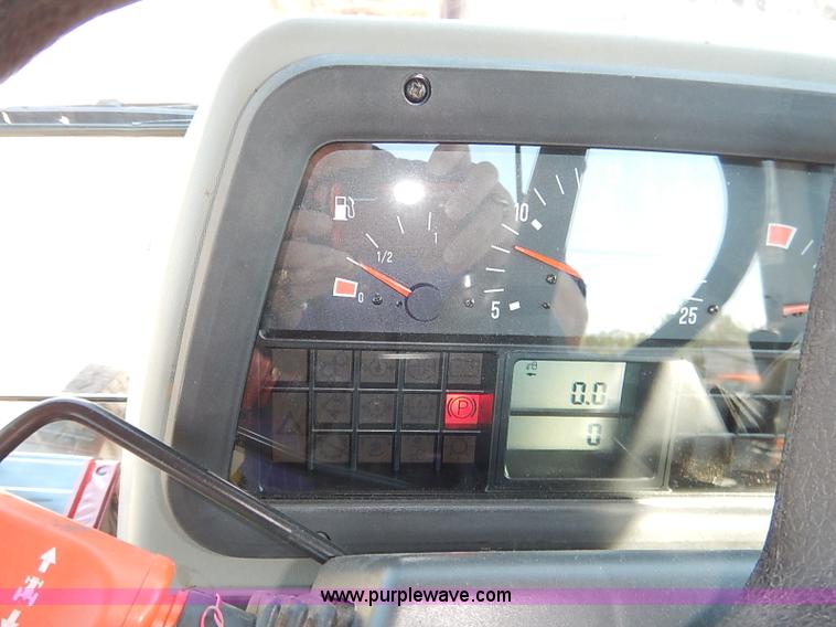 image for item J3008 2003 Massey Ferguson 4345 tractor