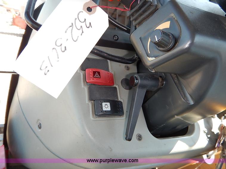 image for item J3008 2003 Massey Ferguson 4345 tractor