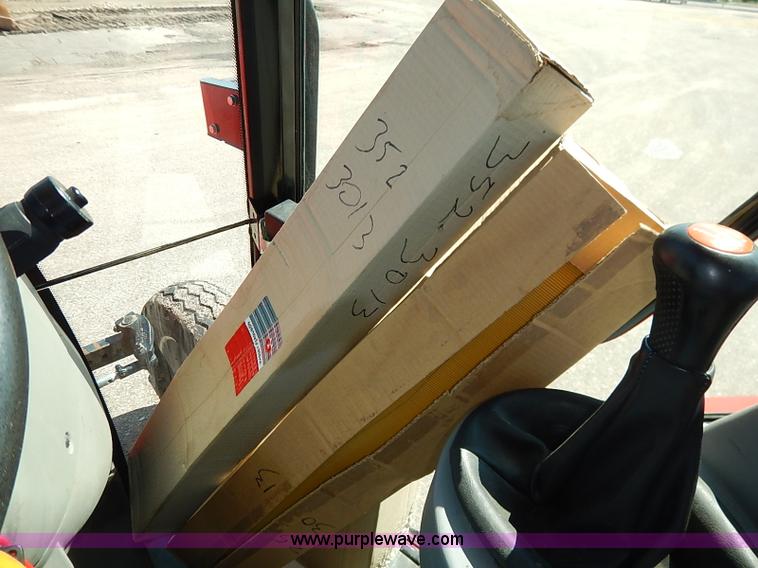 image for item J3008 2003 Massey Ferguson 4345 tractor