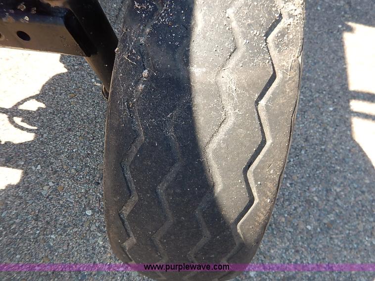 image for item J3008 2003 Massey Ferguson 4345 tractor