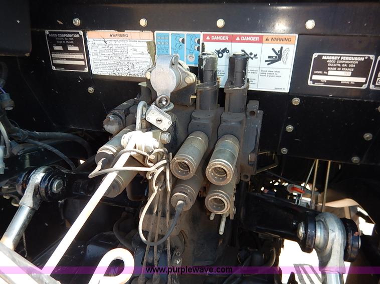 image for item J3008 2003 Massey Ferguson 4345 tractor