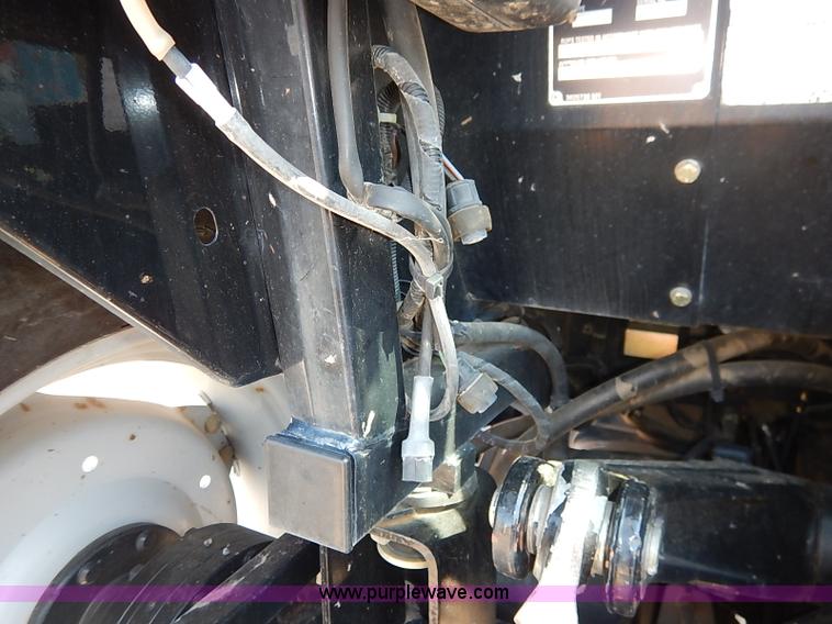 image for item J3008 2003 Massey Ferguson 4345 tractor