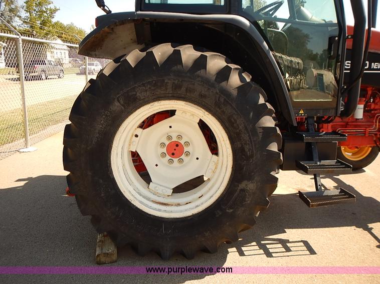 image for item J3022 2000 New Holland TS100 tractor