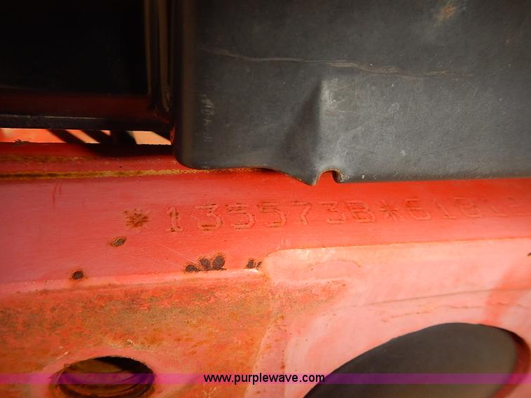 image for item J3022 2000 New Holland TS100 tractor