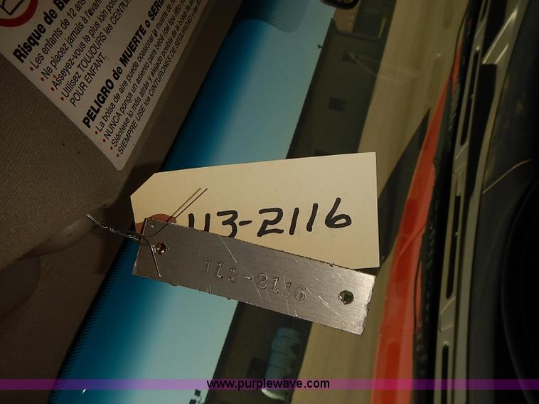 image for item J3039 2006 Ford F250 Super Duty utility truck