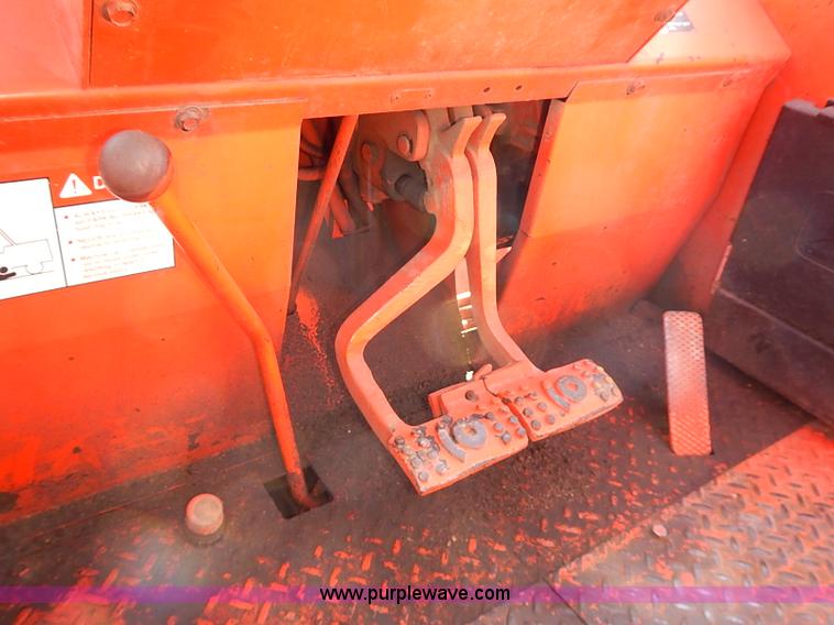 image for item J3046 1986 John Deere 482C forklift