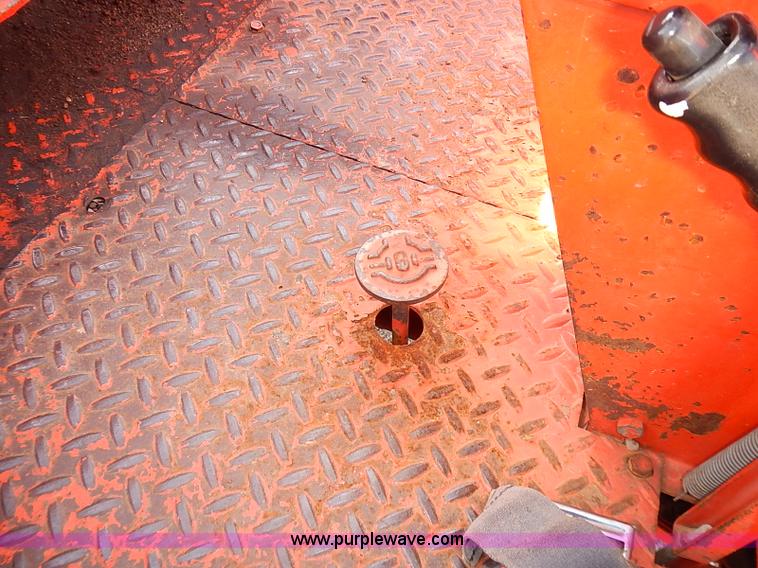 image for item J3046 1986 John Deere 482C forklift