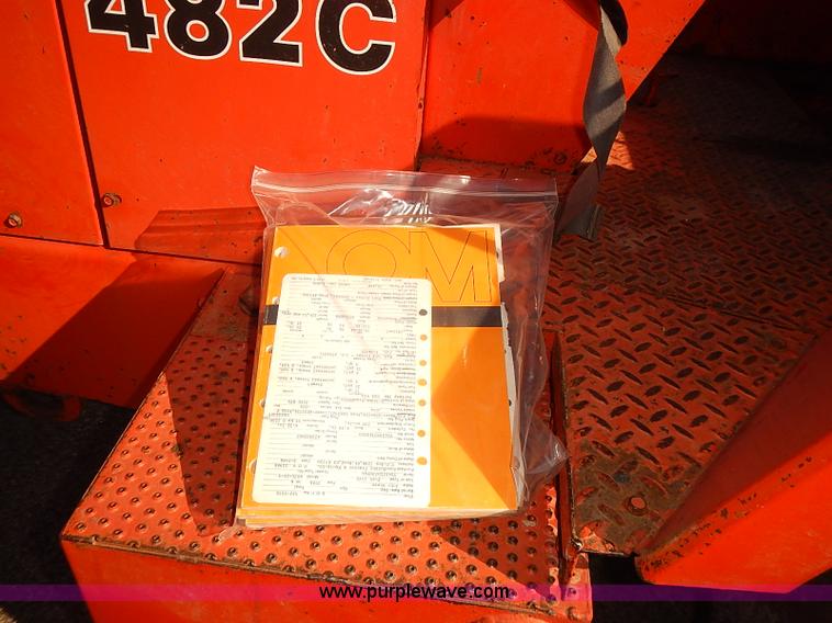 image for item J3046 1986 John Deere 482C forklift