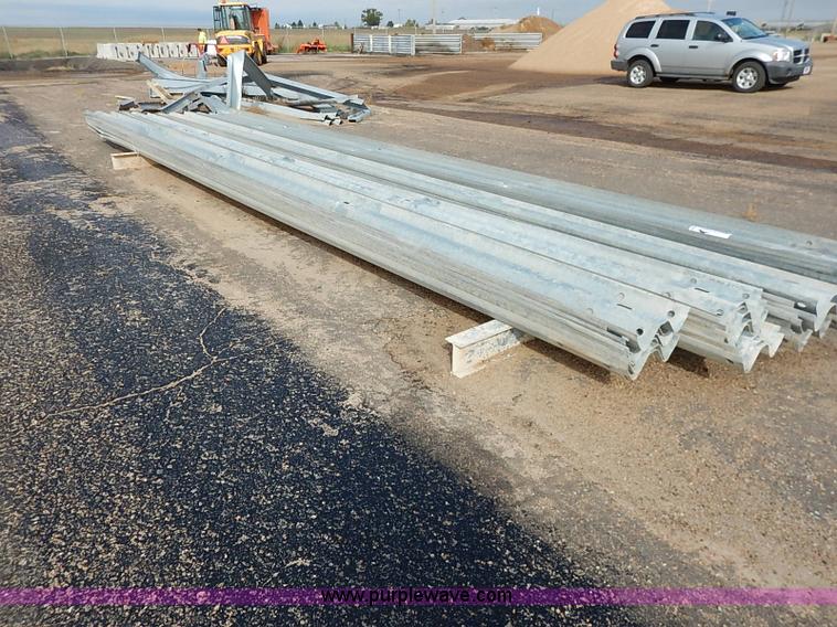 image for item J3049 Assorted guard rail and posts