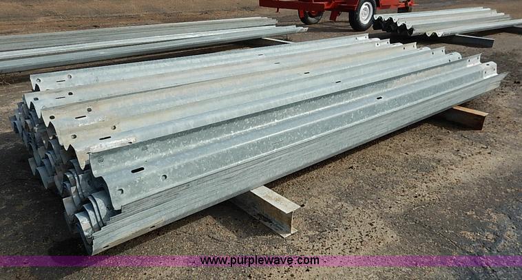 image for item J3049 Assorted guard rail and posts