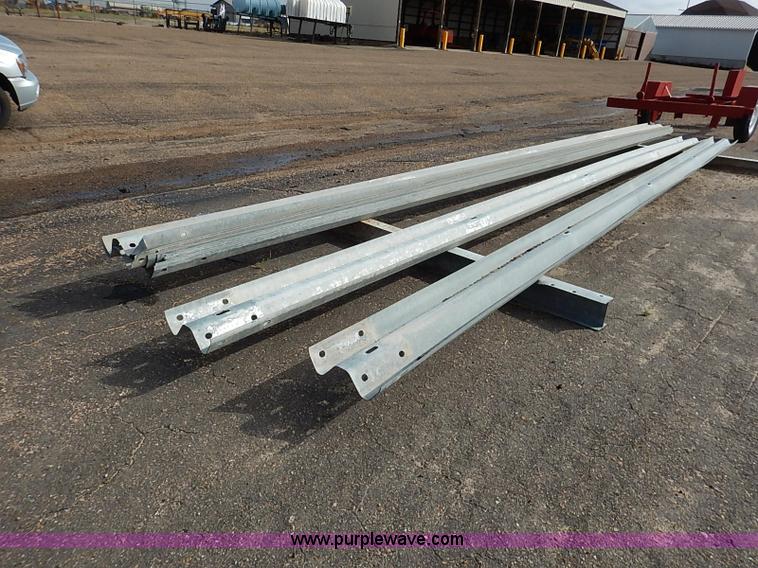 image for item J3049 Assorted guard rail and posts