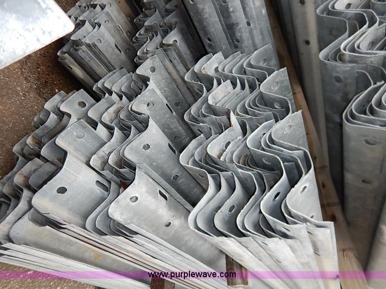 image for item J3050 Assorted guard rail and posts