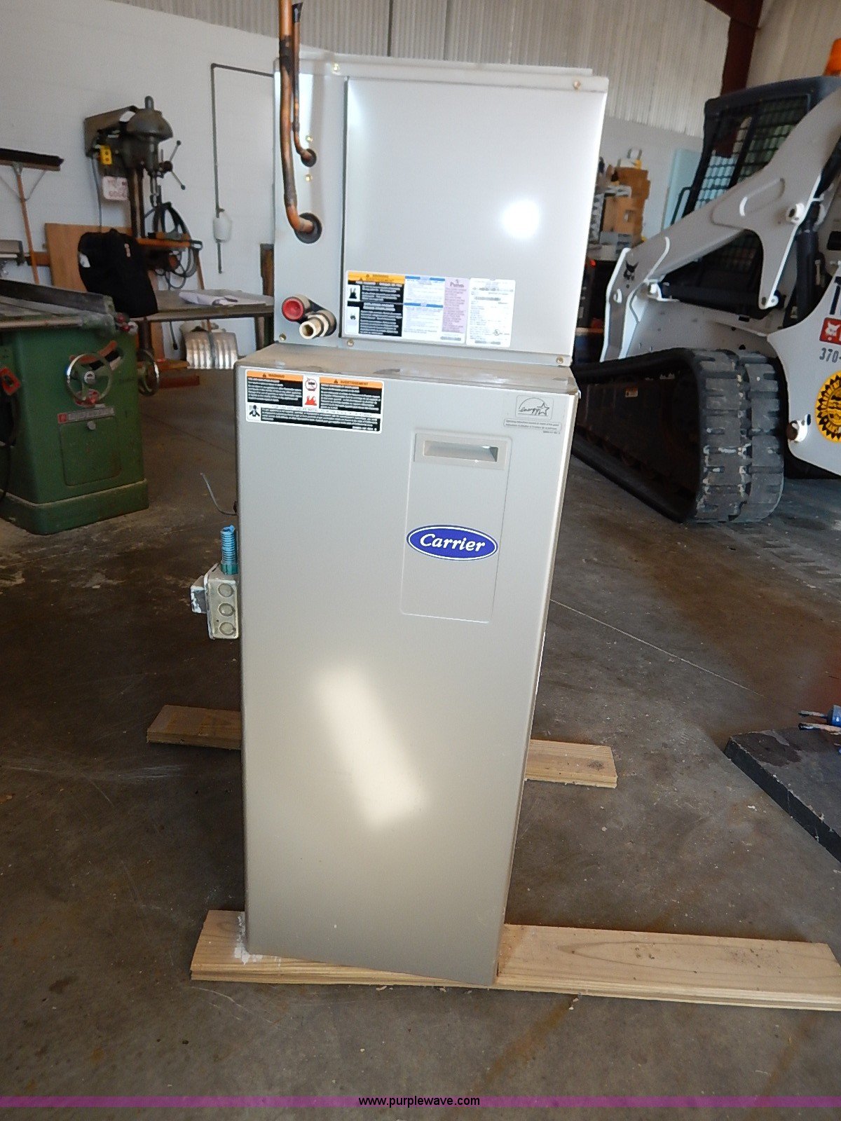 Carrier 58MCB060L11112 furnace in Norton, KS Item BD9750 sold