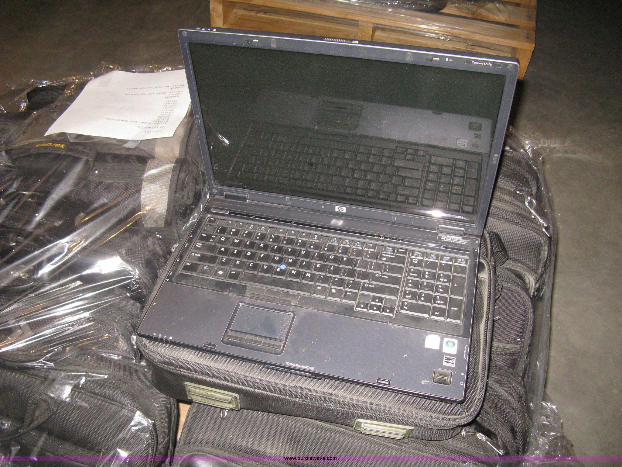 (3) HP NX9010 laptop computer in Hutchinson, KS Item BE9035 sold