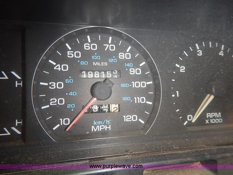 image for item I5412 1993 Chrysler Lebaron LE