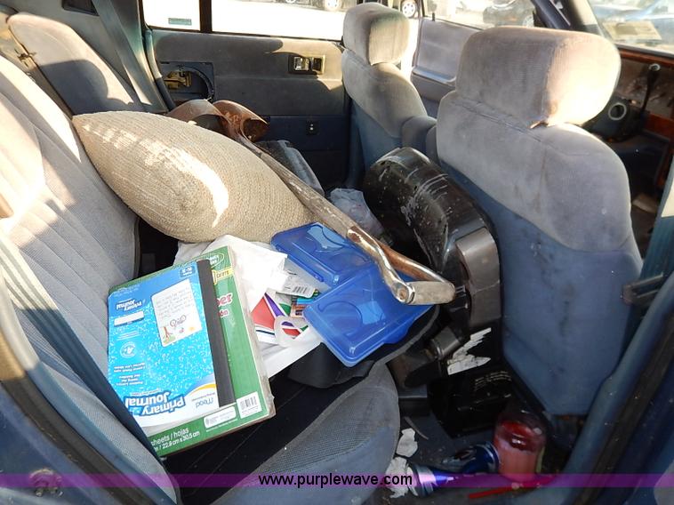 image for item I5412 1993 Chrysler Lebaron LE