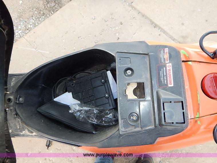 image for item I5413 2013 Basham moped