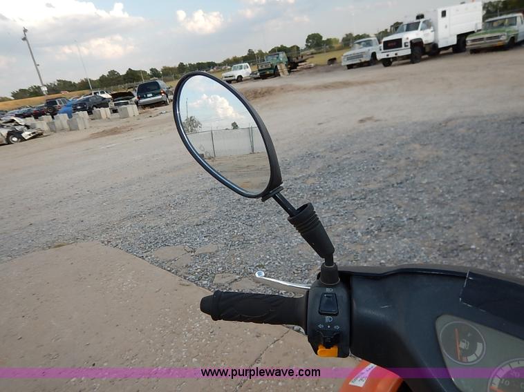 image for item I5413 2013 Basham moped