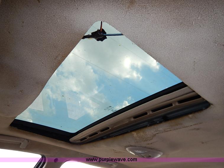 image for item I5414 2003 Saturn L300