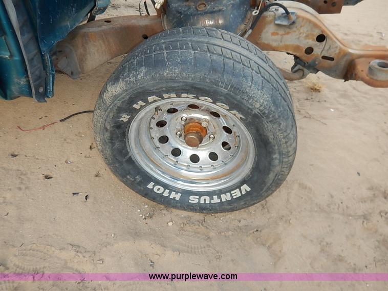 image for item I5415 1992 Chevrolet 1500 pickup truck