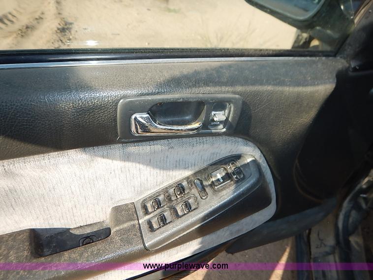 image for item I5418 1993 Honda Accord LX