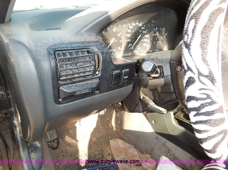 image for item I5418 1993 Honda Accord LX