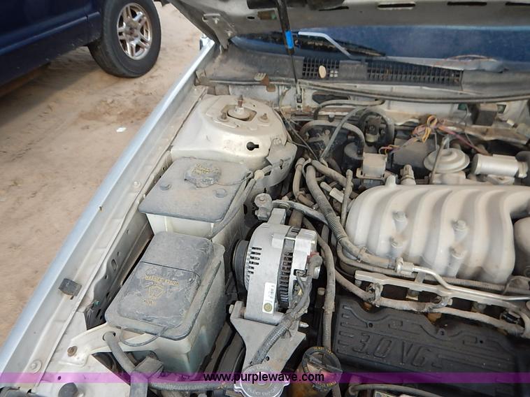 image for item I5420 1991 Ford Taurus L