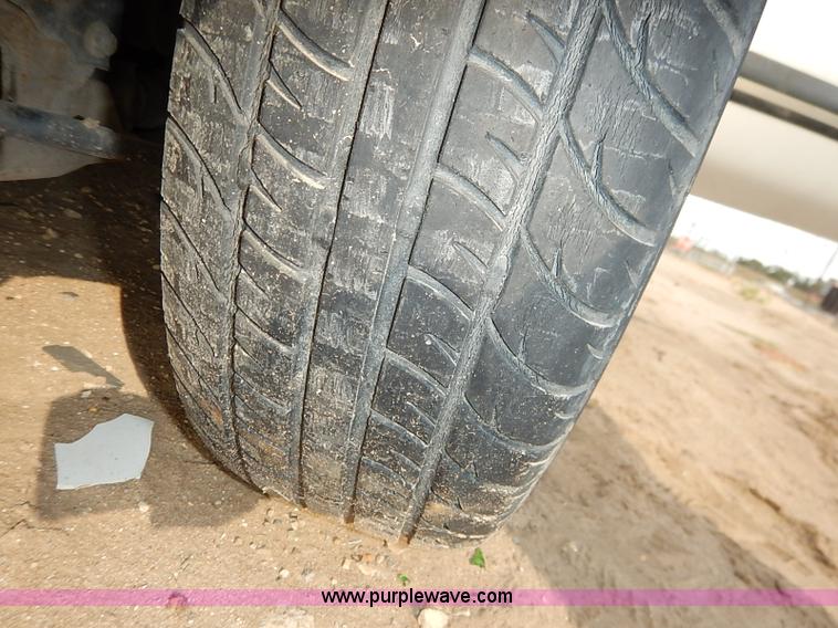 image for item I5420 1991 Ford Taurus L