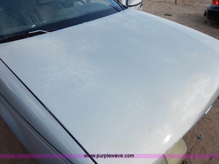 image for item I5420 1991 Ford Taurus L